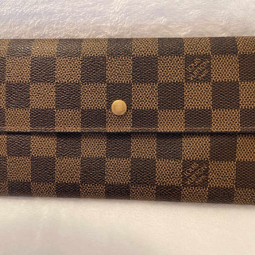 Authentic Louis Vuitton Damier Porte Tresor